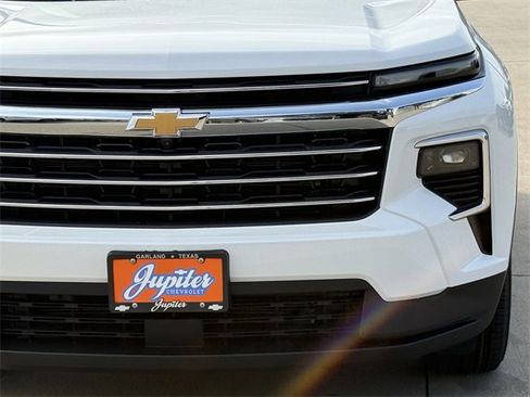 New 2026 Chevrolet Traverse LT w/ Driver Confidence Package image 8