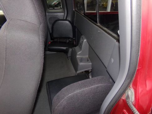 Used 2005 Ford Ranger XLT image 7