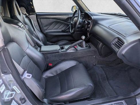 Used 2000 Honda S2000 image 16