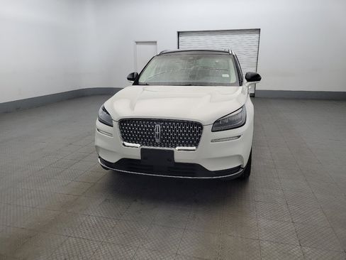 Used 2022 Lincoln Corsair AWD w/ Premium Package image 15