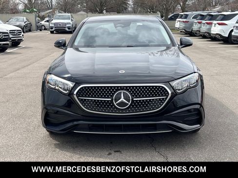 New 2026 Mercedes-Benz E 350 4MATIC Sedan image 9