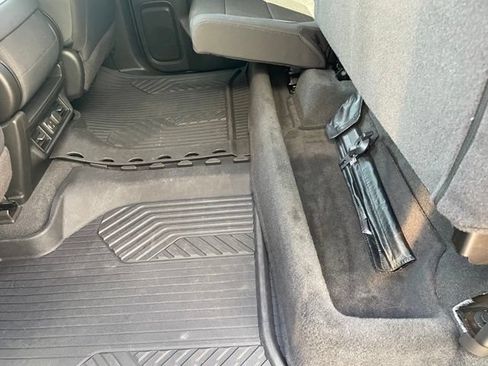 Used 2022 Chevrolet Silverado 1500 LT w/ All Star Edition Plus AWD/4WD image 42