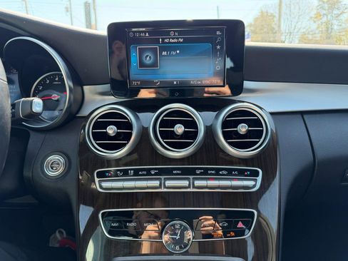 Used 2019 Mercedes-Benz C 300 4MATIC Sedan image 17