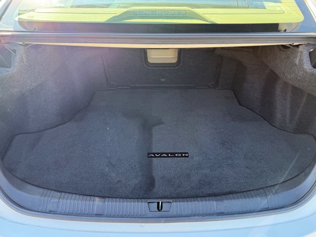 Used 2014 Toyota Avalon Limited FWD image 19