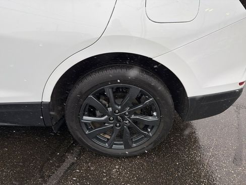Used 2023 Chevrolet Equinox RS image 15