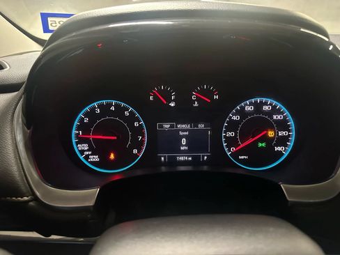 Used 2020 Chevrolet Traverse LS FWD image 11