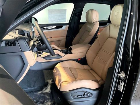 New 2026 Porsche Cayenne image 5