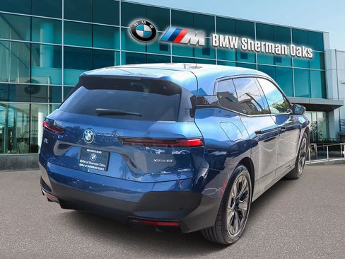 Certified 2023 BMW iX xDrive50 w/ Convenience Package image 4