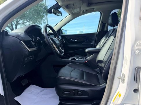 Used 2019 GMC Terrain Denali w/ Advanced Safety Package AWD/4WD image 15