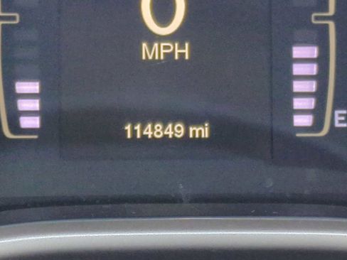 Used 2016 Jeep Cherokee Latitude w/ Cold Weather Group image 12