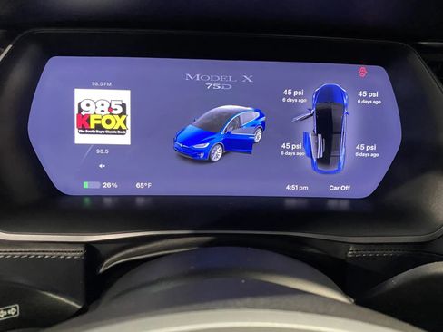 Used 2018 Tesla Model X 75D image 13