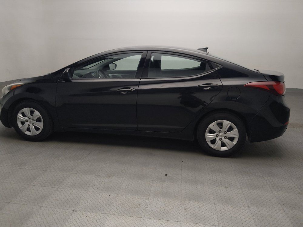 Used 2016 Hyundai Elantra SE FWD image 3