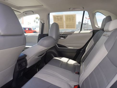 Certified 2022 Toyota RAV4 XLE Premium FWD image 10
