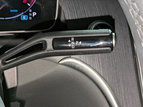 Certified 2025 Mercedes-Benz GLC 300 image 15