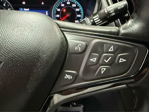 Used 2022 Chevrolet Equinox RS image 16