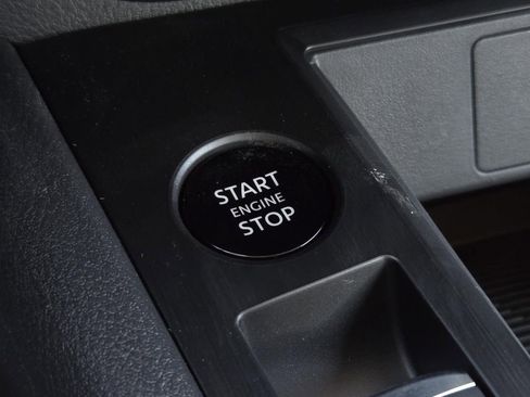 New 2026 Nissan Kicks S image 26