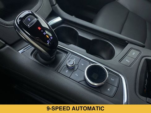 Certified 2023 Cadillac XT6 Premium Luxury w/ Technology Package AWD/4WD image 8