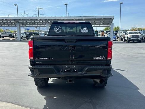 Used 2024 Chevrolet Silverado 3500 High Country w/ Technology Package AWD/4WD image 23