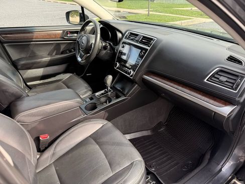 Used 2019 Subaru Outback 2.5i Limited w/ Protection Package #1 AWD/4WD image 13