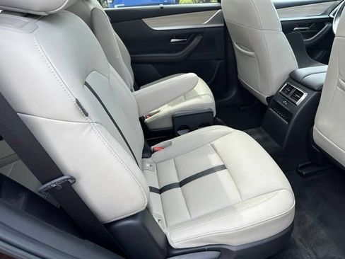 Used 2024 MAZDA CX-90 Plug-In Hybrid w/ Premium Pkg AWD/4WD image 13