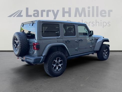 Used 2023 Jeep Wrangler Unlimited Rubicon w/ Steel Bumper Group AWD/4WD image 5