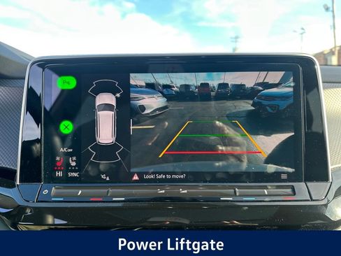 New 2025 Volkswagen Atlas Peak Edition SE image 20