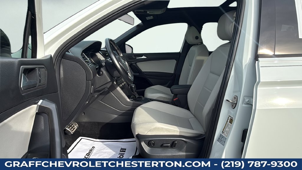 Used 2021 Volkswagen Tiguan SE R-Line FWD image 21