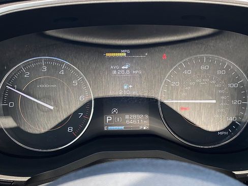 Used 2021 Subaru Crosstrek 2.5i Limited w/ Moonroof Package 2 AWD/4WD image 12