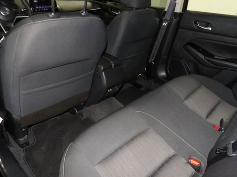 Used 2021 Nissan Altima 2.5 SV FWD image 10
