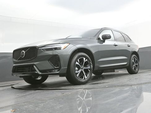 New 2026 Volvo XC60 B5 Core AWD/4WD image 31