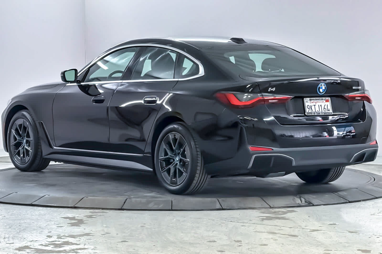 Used 2024 BMW i4 eDrive35 w/ Convenience Package RWD image 6