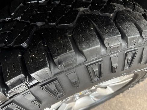 Used 2019 Chevrolet Colorado Z71 image 28