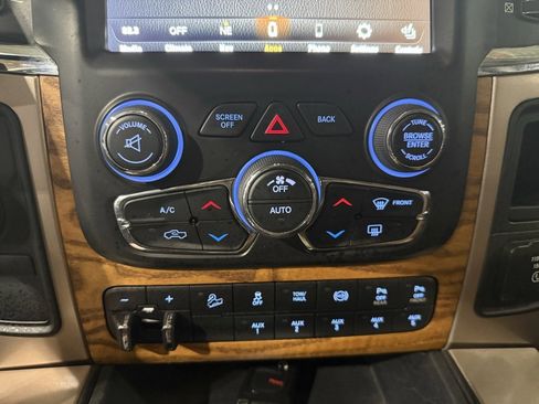 Used 2018 RAM 2500 Longhorn w/ Snow Chief Group image 29