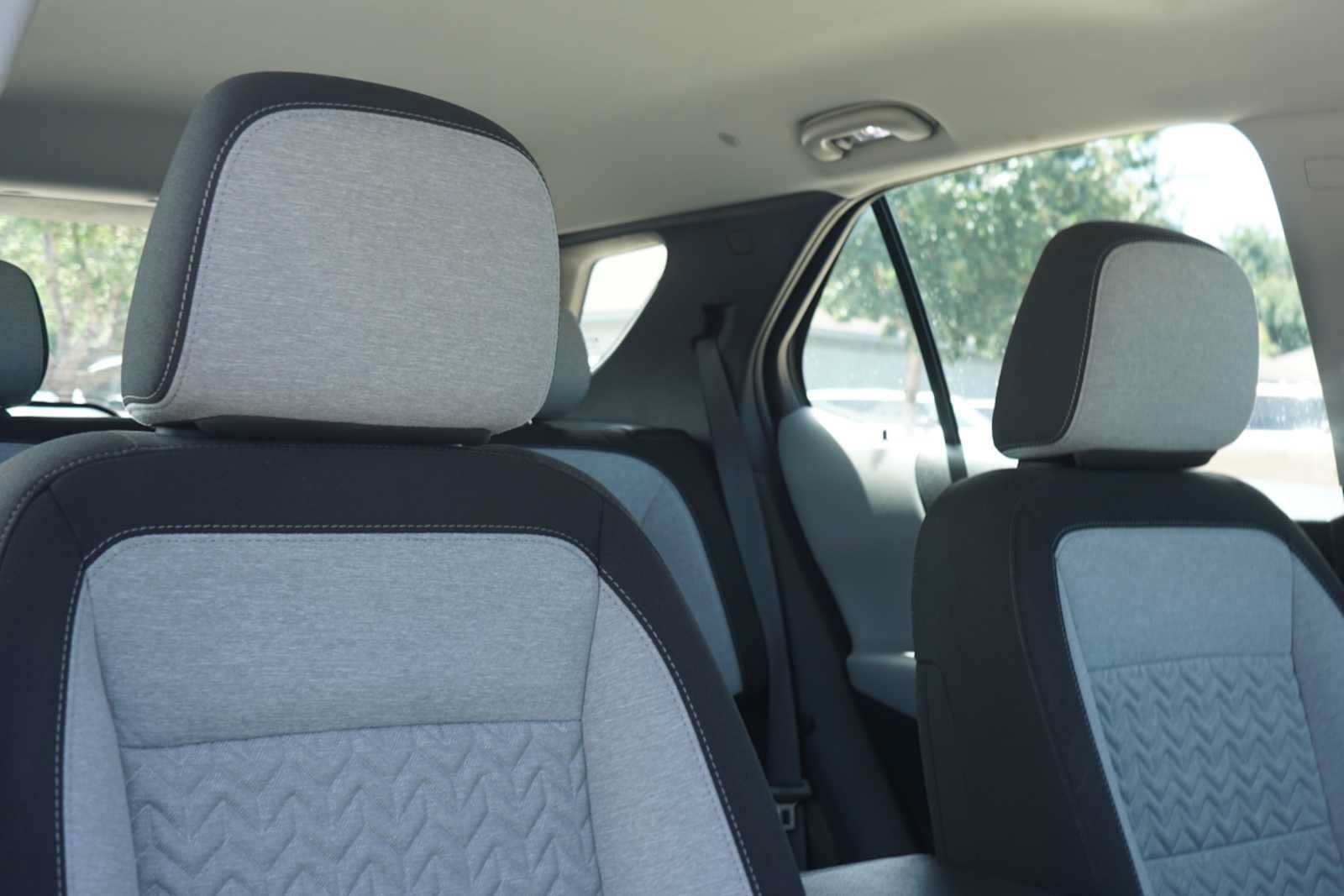 Used 2024 Chevrolet Equinox LS FWD image 28