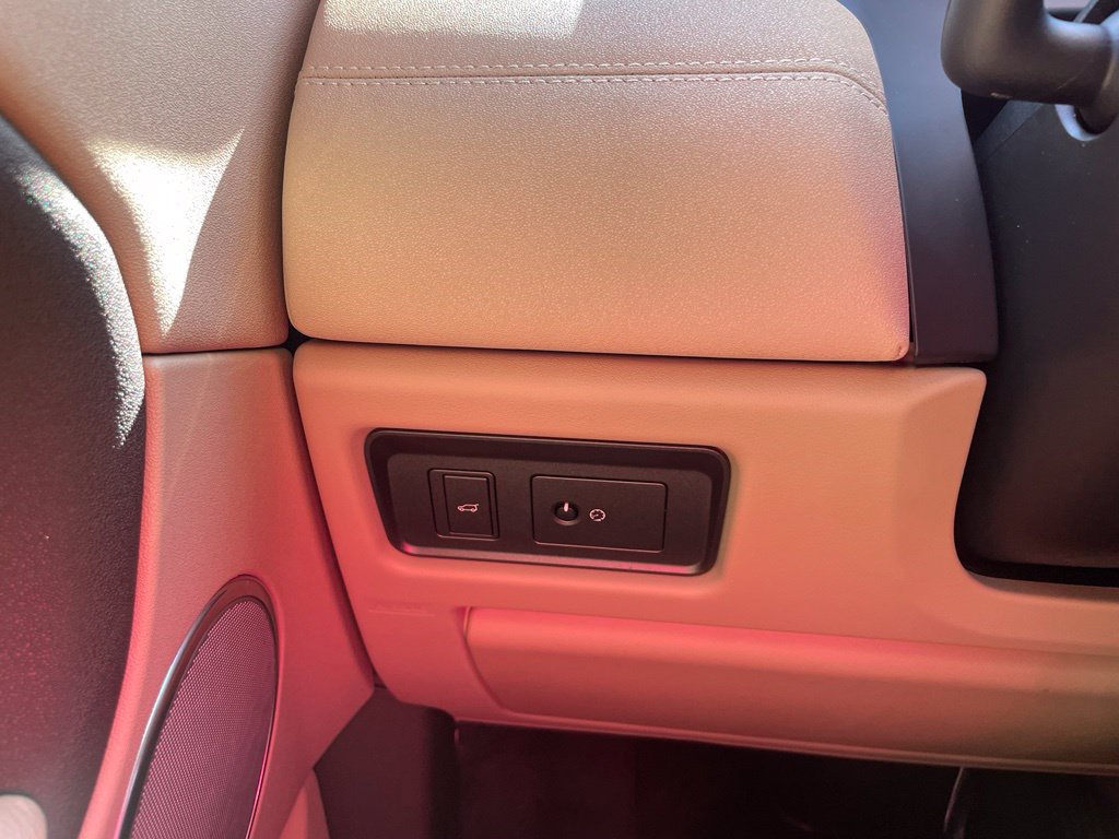 Used 2018 Land Rover Range Rover Evoque SE AWD/4WD image 15