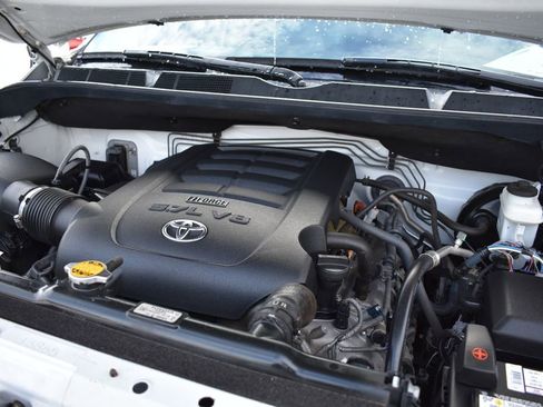 Used 2016 Toyota Tundra Limited image 31