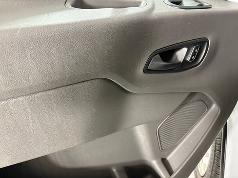 Used 2023 Ford Transit 350 XLT RWD image 20
