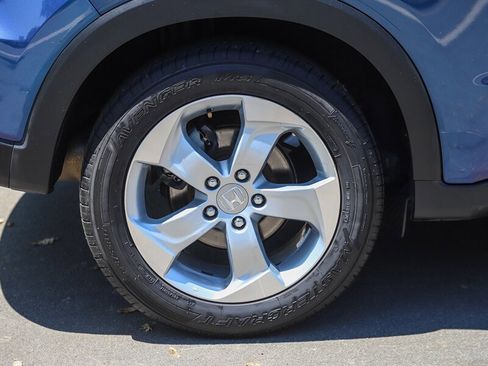 Used 2016 Honda HR-V EX image 12