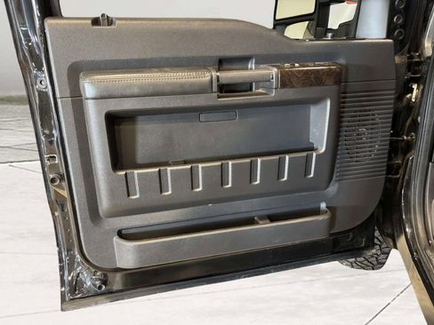Used 2013 Ford F350 Platinum image 12