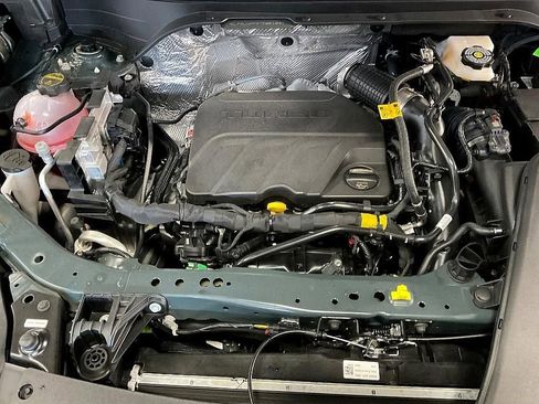 New 2026 Chevrolet Trax LT w/ Driver Confidence Package FWD image 7