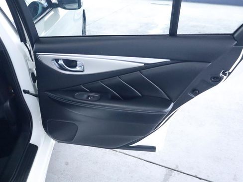 Used 2021 INFINITI Q50 Luxe w/ Seat & Sound Package RWD image 34