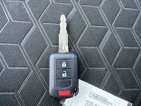 Used 2025 Mitsubishi Outlander Sport ES image 36