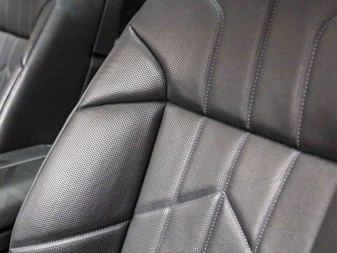 Certified 2023 BMW 760i xDrive w/ Parking Assistance Package image 24