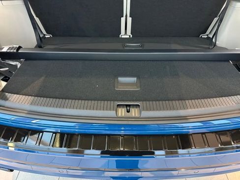 New 2026 Volkswagen Atlas SEL Premium R-Line image 19