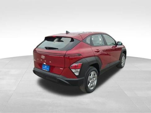 New 2026 Hyundai Kona SE image 5