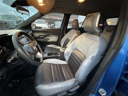 Used 2022 Nissan Kicks SR w/ Premium Package image 11