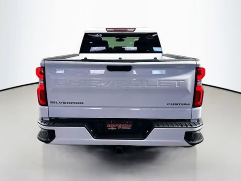 Used 2019 Chevrolet Silverado 1500 Custom w/ Custom Value Package image 7