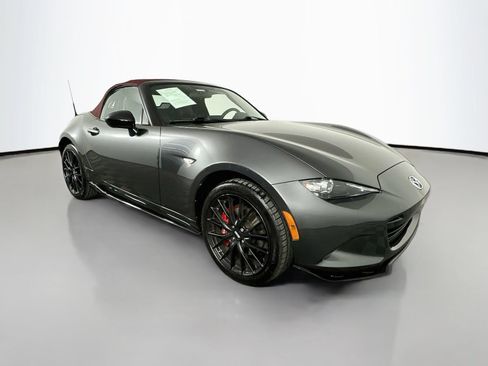 Used 2018 MAZDA MX-5 Miata Club w/ Brembo/BBS Recaro Package RWD image 29