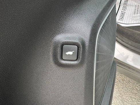 Used 2023 Acura MDX SH-AWD w/Technology Pkg Sport image 15