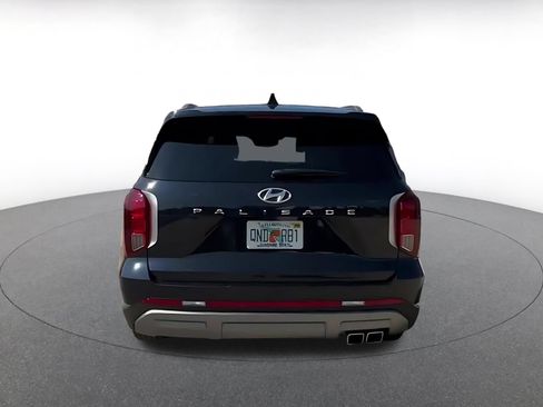 Used 2025 Hyundai Palisade SEL FWD image 10